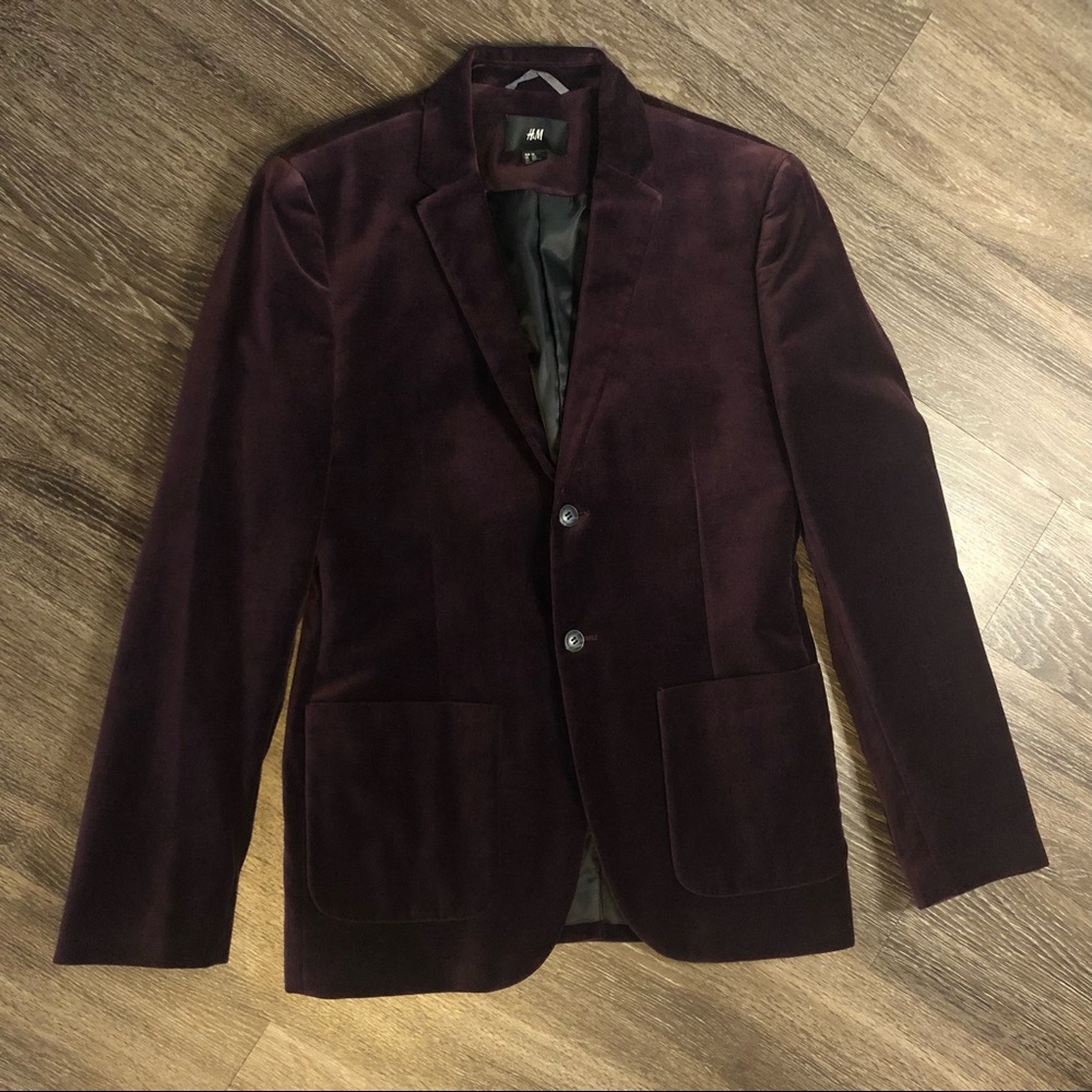 Men’s H&M velvet blazer (Open to offers)